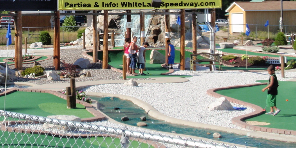 <span style="font-weight: bold;">"CHAMPIONSHIP GRADE" 18 HOLE MINI-GOLF - PLAY THIS WEEKEND!</span>